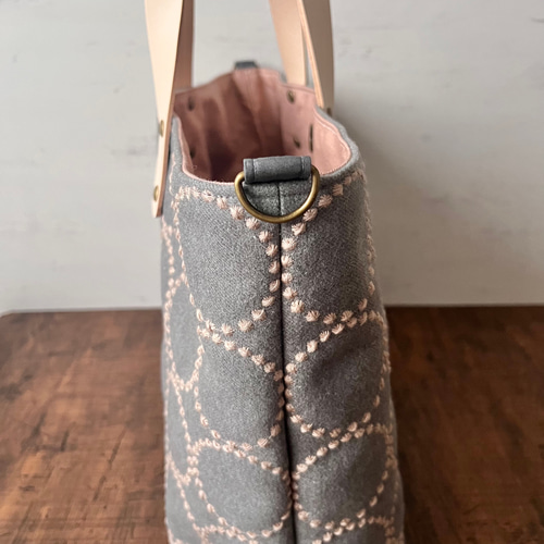 Lサイズ A4サイズ対応 ミナペルホネン dop タンバリン 機能的なトート