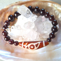 大変珍しい‼️西蔵老礦手工伝承馬蹄紋馬九天珠さんのブレスレット