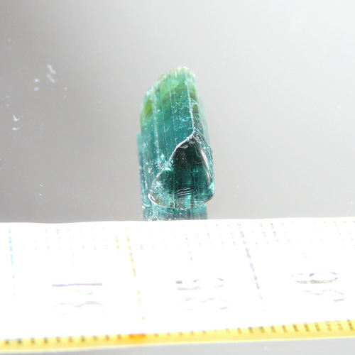 R234 【ナイジェリア産】 天然トルマリン（電気石） 原石 天然石 GEO