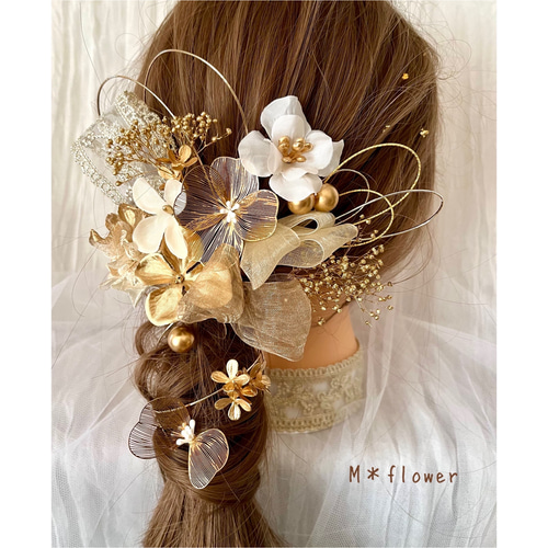 送料無料》＊限定価格＊ゴールドフラワーとリボンの髪飾り＊卒業式