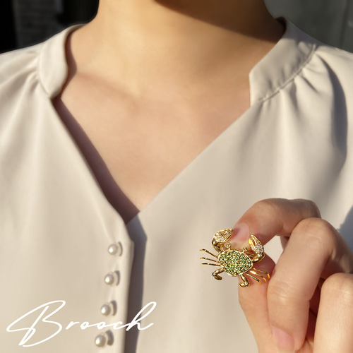 1点物】K18 イエローゴールド 蟹 モチーフ 天然 グリーンガーネット