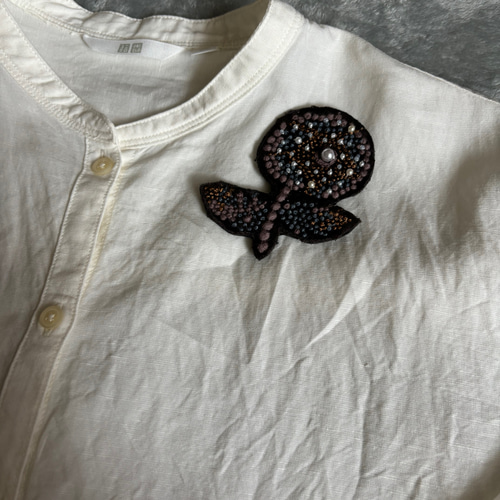 レア＊chumブローチ○ミナペルホネン ブローチ chaki 通販 18453829