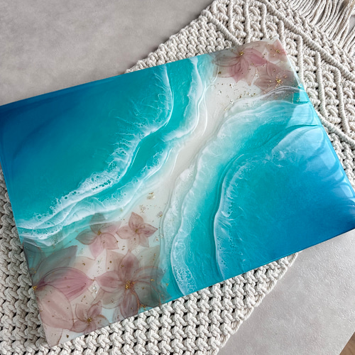 波間に流れるプルメリア 海レジンアート 波アート その他アート Pearly