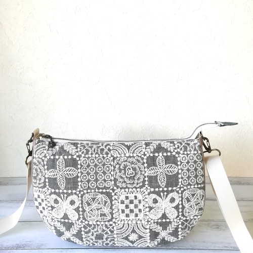 SALE☆ミナペルホネンforest tile,tambourineショルダーバッグ/beige