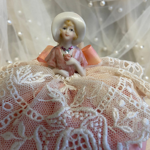 ハーフドールのピンクッション・レディ・サーモンピンク その他人形