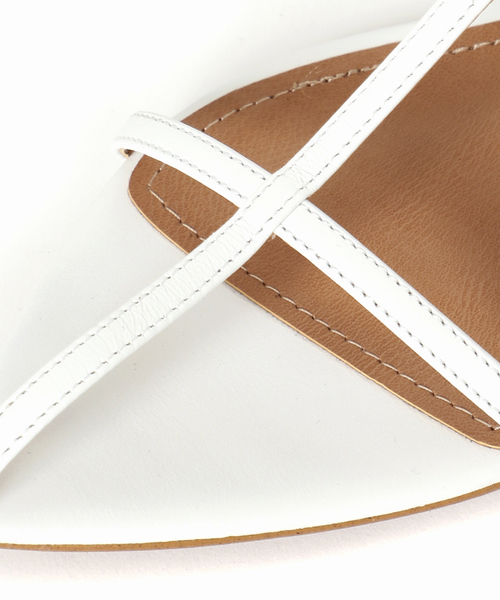 IENA（イエナ）の「IENA ポインテッドフラットサンダル（サンダル