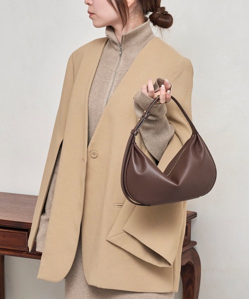 russet（ラシット）の「《gem_by russet》ハーフムーンバッグ (CE-1283