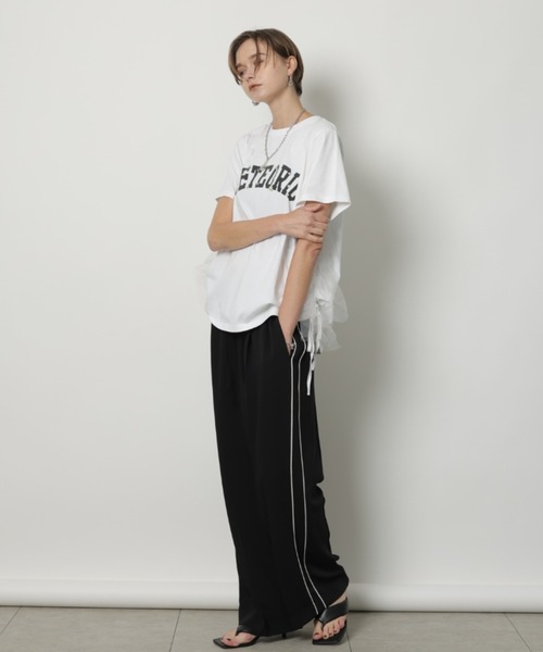 CADUNE（カデュネ）の「サイドチュールロゴT-shirt（Tシャツ