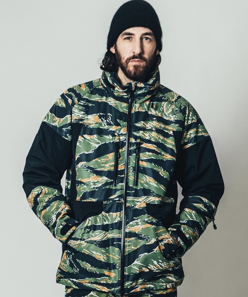 CRIMIE（クライミー）の「XD-CORE 3LAYER HYBRID STAND COLLAR JACKET