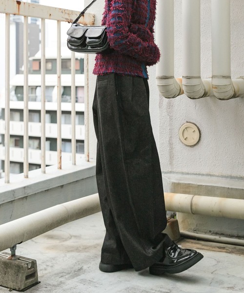 KBF（ケイビーエフ）の「『2サイズ展開』タックコクーンデニム（デニム