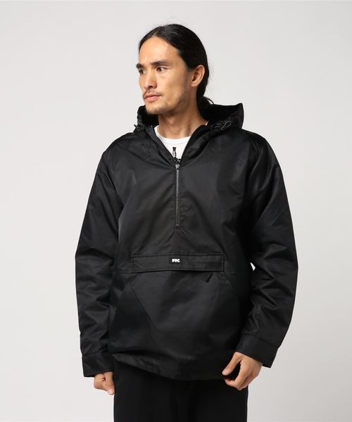 FTC（エフティーシー）の「COLOR BLOCKED ANORAK JACKET（ナイロン