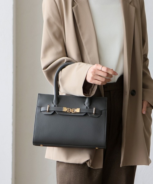 VitaFelice（ヴィータフェリーチェ）の「本革ベルトデザイン2way