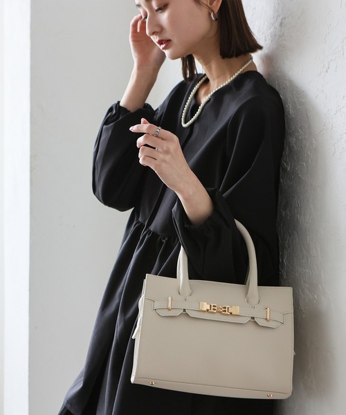 VitaFelice（ヴィータフェリーチェ）の「本革ベルトデザイン2way