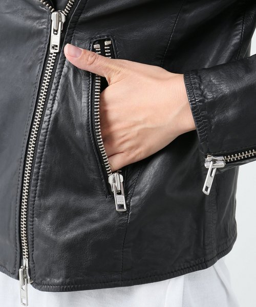 Deuxieme Classe（ドゥーズィエムクラス）の「SWORD LEATHER