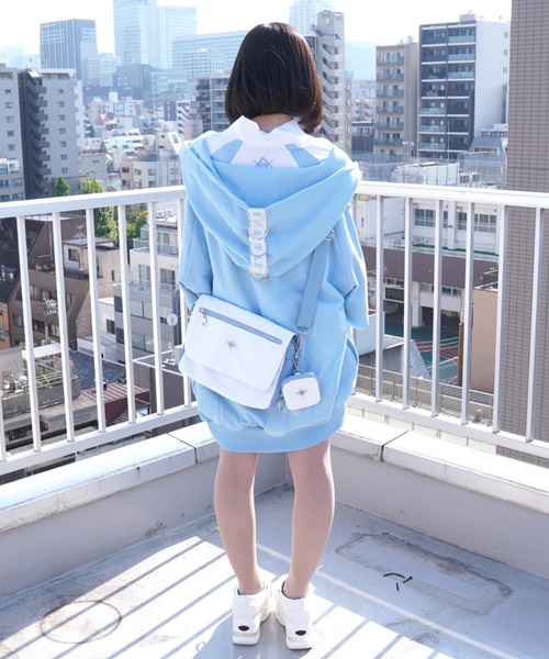 REFLEM（レフレム）の「『REFLEM/レフレム』ロゴチャーム付きボディ