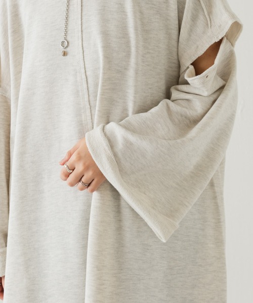 Kastane（カスタネ）の「カットアウトスウェット（スウェット）」 - WEAR