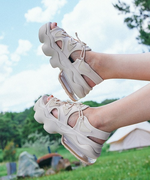 NIKE（ナイキ）の「ナイキ エア マックス ココ ウィメンズサンダル