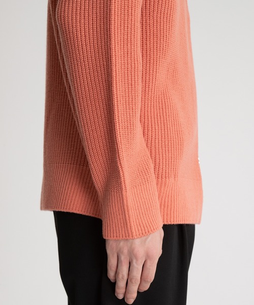 UNITED TOKYO（ユナイテッドトウキョウ）の「ウールリブジップ