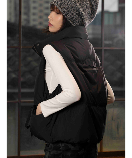 セール】オーバーサイズダウンベスト [ブラック]（ダウンベスト）｜THE