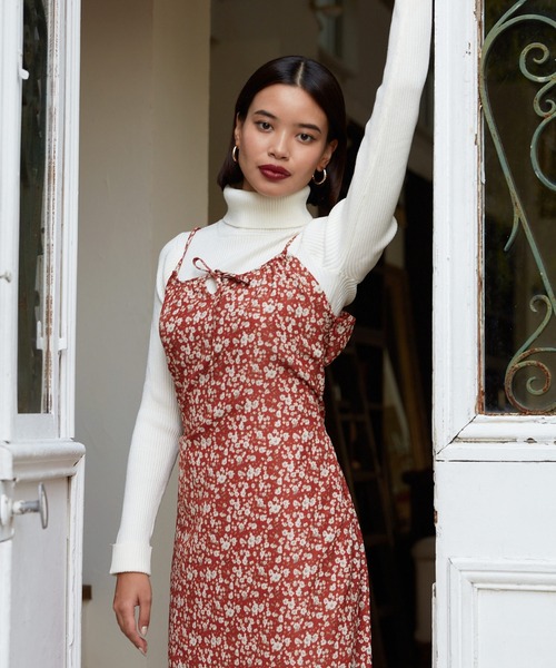 TINA：JOJUN（ティーナジョジュン）の「フレンチ 花柄キャミワンピース
