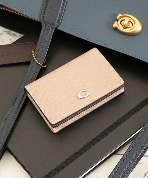 COACH（コーチ）の「ビジネス カード ケース（名刺入れ）」 - WEAR