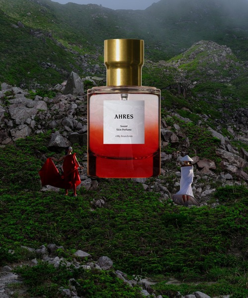 AHRES（アーレス）の「サウンド スキン パフューム ロイヤルj 50mL