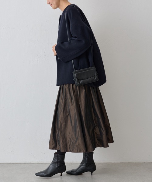 BEARDSLEY（ビアズリー）の「うしろぷっくりウールコート（ノーカラー