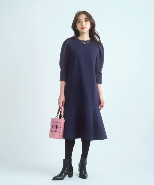 JUSGLITTY（ジャスグリッティー）の「パール付ダンボールニットミニ