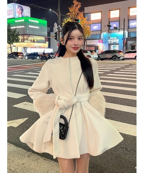 Darich（ダーリッチ）の「ウエストベルトメルトンコート（その他