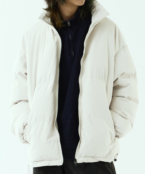 Theater code（シアターコード）の「stand-neck jacket / 中綿ジップ