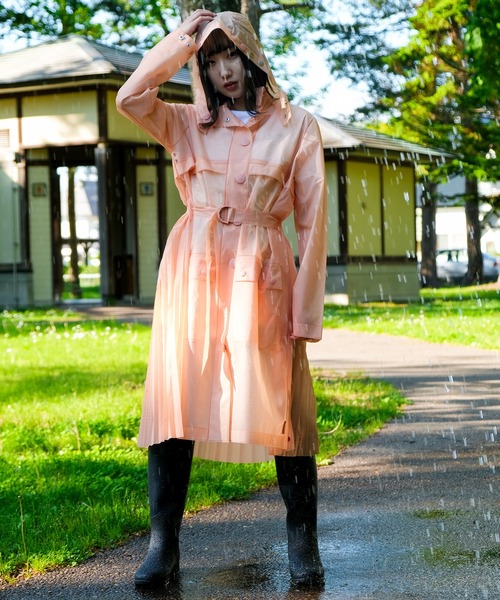 HUNTER（ハンター）の「HUNTER refined vinyl part-pleat coat