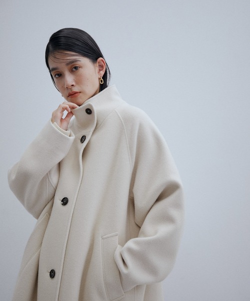 ADAM ET ROPE'（アダムエロペ）の「ウールスタンドカラーコート