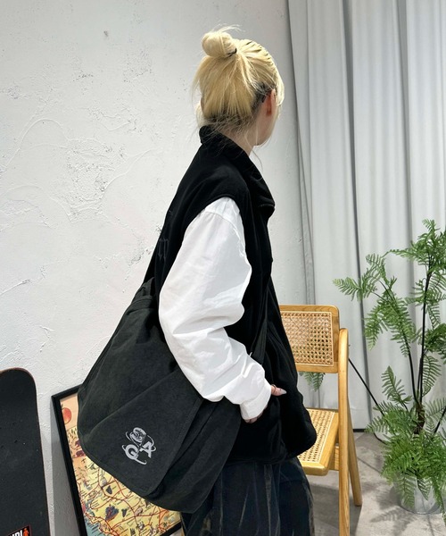 sedacle（セダクル）の「フリース刺繍ベスト（ベスト）」 - WEAR