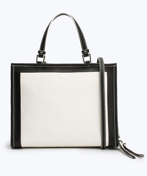 MARC JACOBS（マークジェイコブス）の「THE BOX SHOPPER 29/ザ