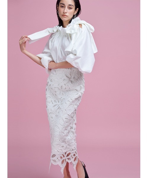 CELFORD（セルフォード）の「ショルダーリボンギャザーブラウス