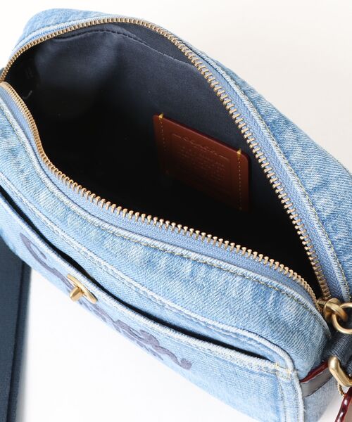 COACH（コーチ）の「カーゴ カメラ バッグ（ショルダーバッグ）」 - WEAR