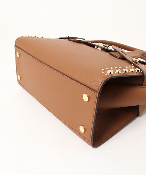 MICHAEL KORS（マイケルコース）の「CARMEN(カルメン) フラップ