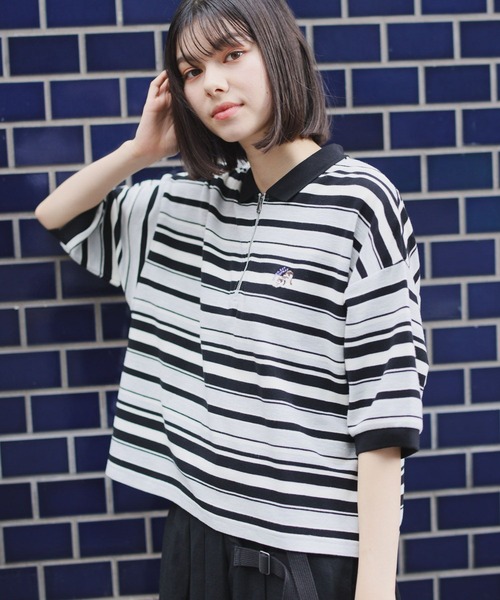 niko and（ニコアンド）の「アソート刺繍ZIPポロシャツ（ポロシャツ