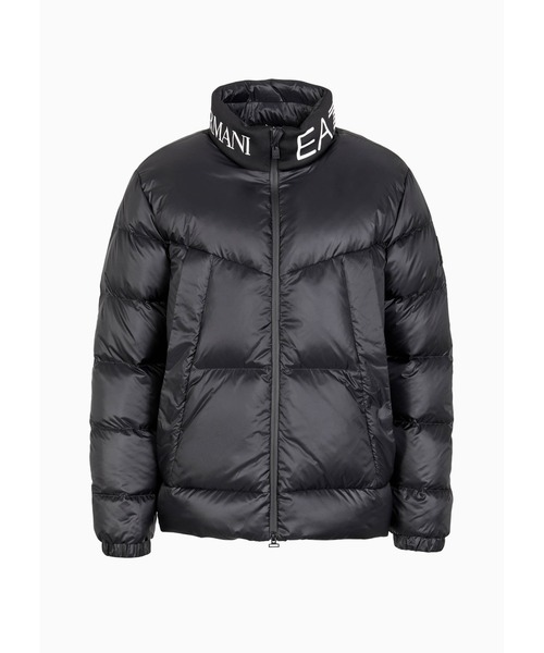 EMPORIO ARMANI EA7（エンポリオアルマーニイーエーセブン）の