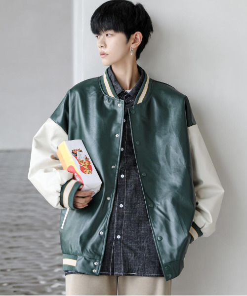 neos（ネオス）の「【neos -addictive design-】ビッグシルエット PU