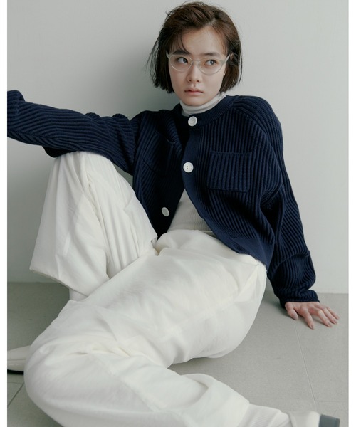 MIESROHE（ミースロエ）の「オーバルフォルムニットCD（カーディガン