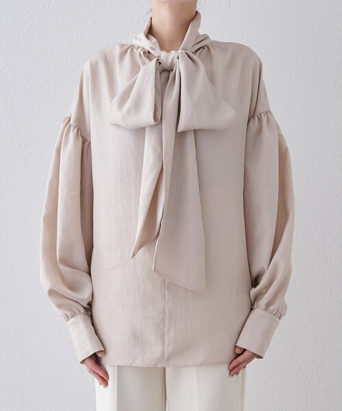 Whim Gazette（ウィムガゼット）の「シルキーボウタイブラウス（シャツ