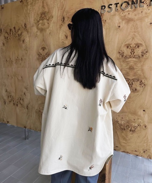 Ameri（アメリ）の「SMALL FLOWER OVER SHIRT（シャツ/ブラウス）」 - WEAR