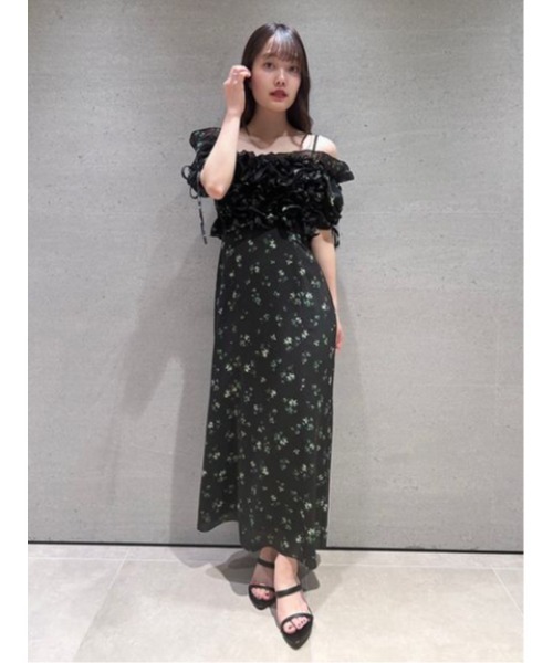 SNIDEL（スナイデル）の「【WEB限定サイズあり】ボリュームラッフル