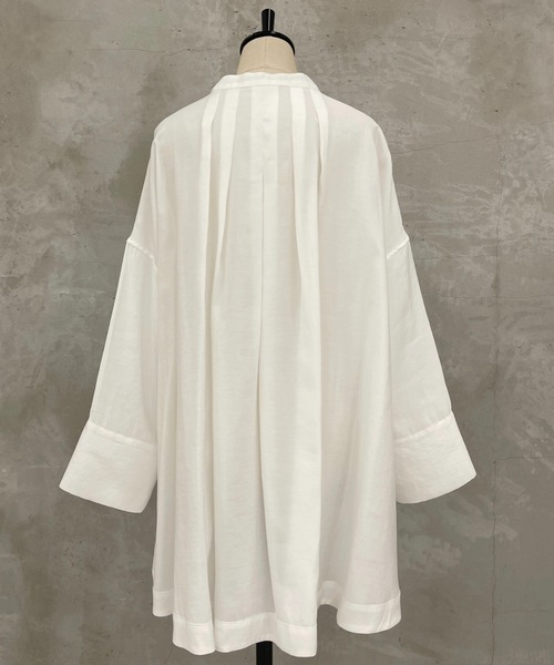 BEARDSLEY（ビアズリー）の「《ビアズリー》パール釦袖ボリューム