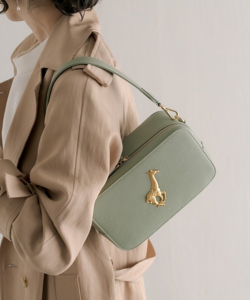 ear PAPILLONNER（イアパピヨネ）の「