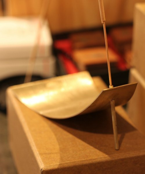 APFR/アポテーケフレグランス】真鍮お香立て（ルームフレグランス/お香