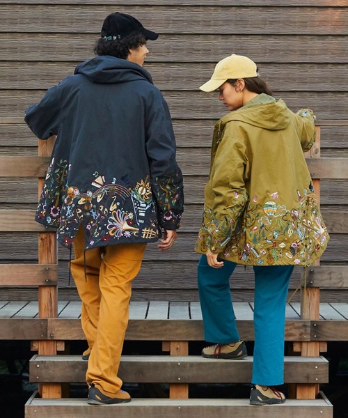 go slow caravan（ゴースローキャラバン）の「コードクロスパネル刺繍