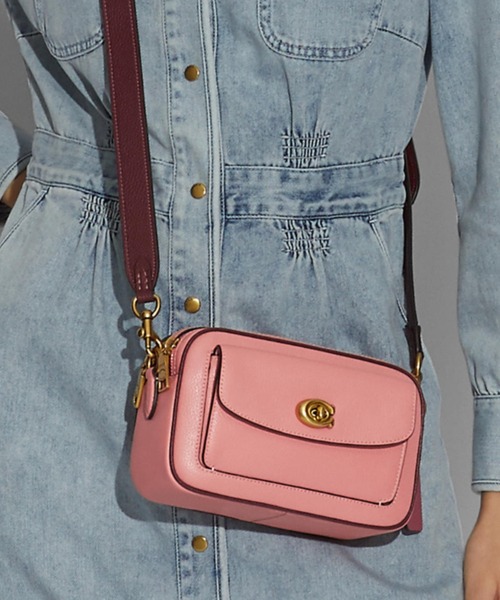 COACH（コーチ）の「ウィロウ カメラ バッグ カラーブロック