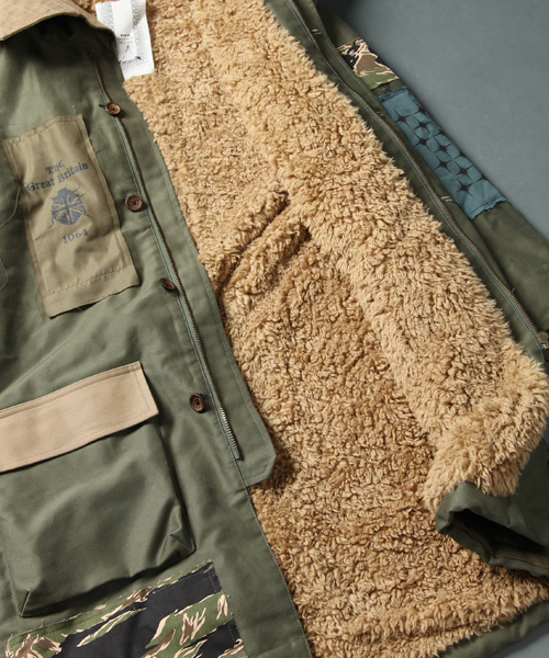 And A（アンドエー）の「ネオパッチグラフモッズコート（And A × DO-LE